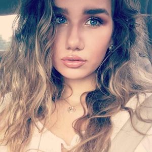 Meet your Posher, Loren